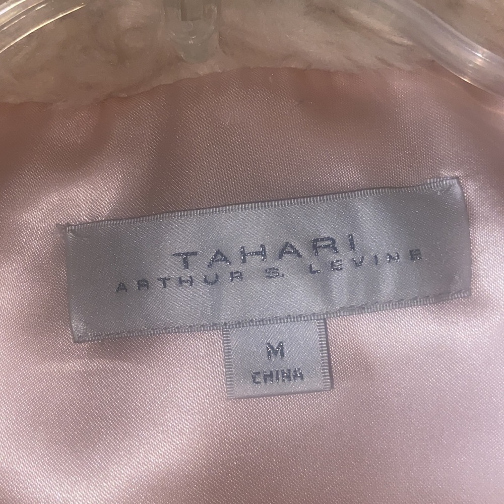Tahari Arthur Levine View 4